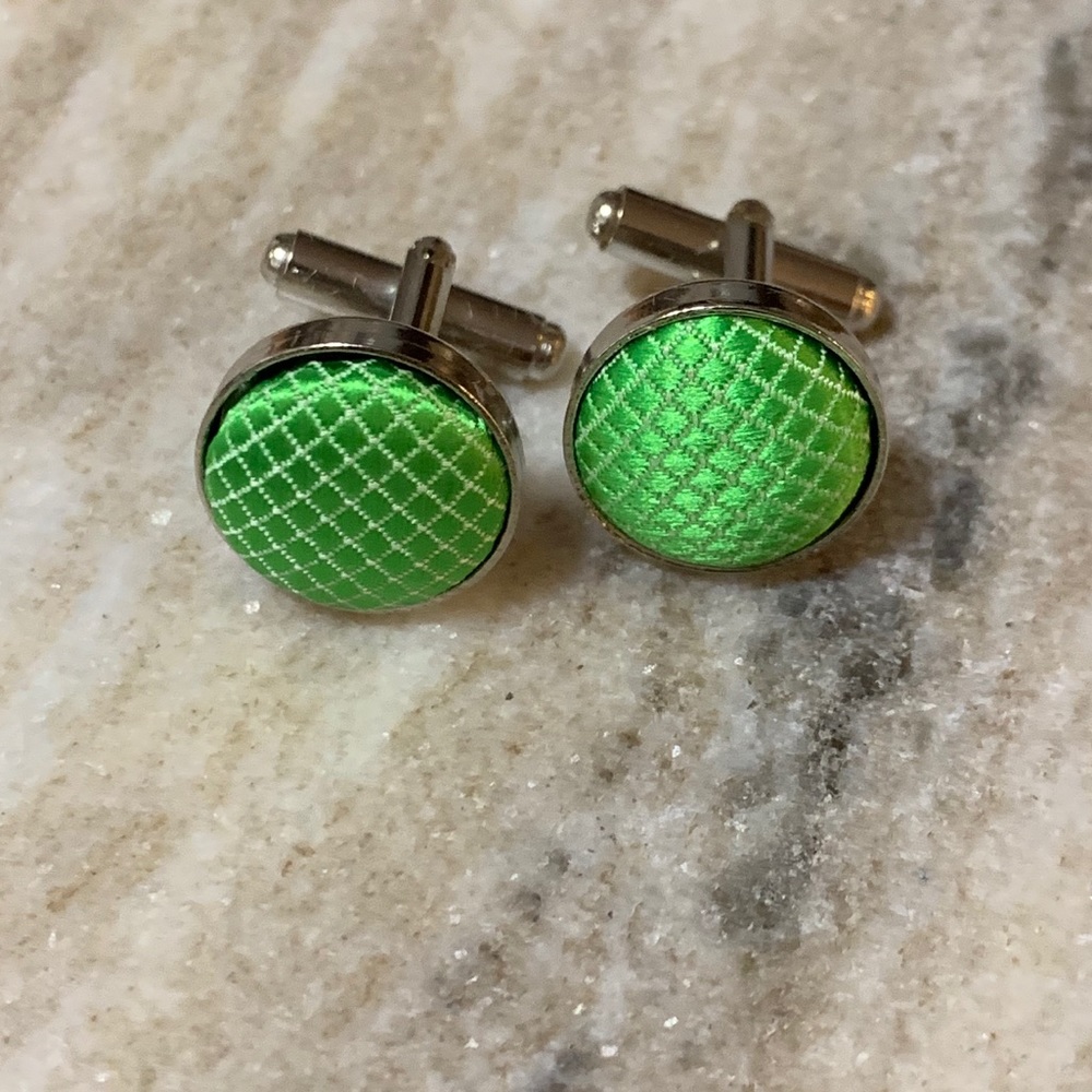 Solid Cloth Round Cufflinks NWOT - Picture 2 of 2
